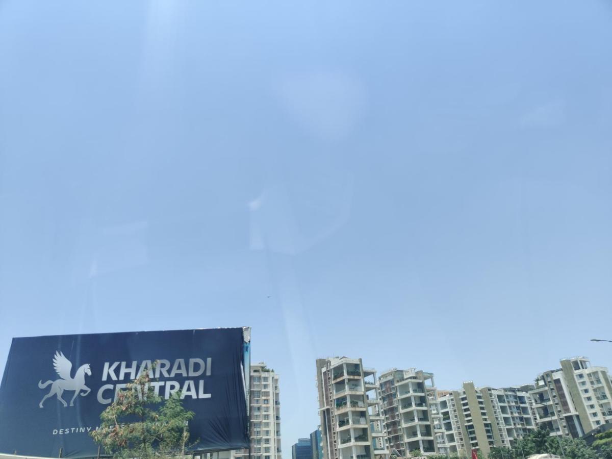 Pune Airport Eon Barclays Kharadi Luxe15 Suites Work Desks Bagian luar foto